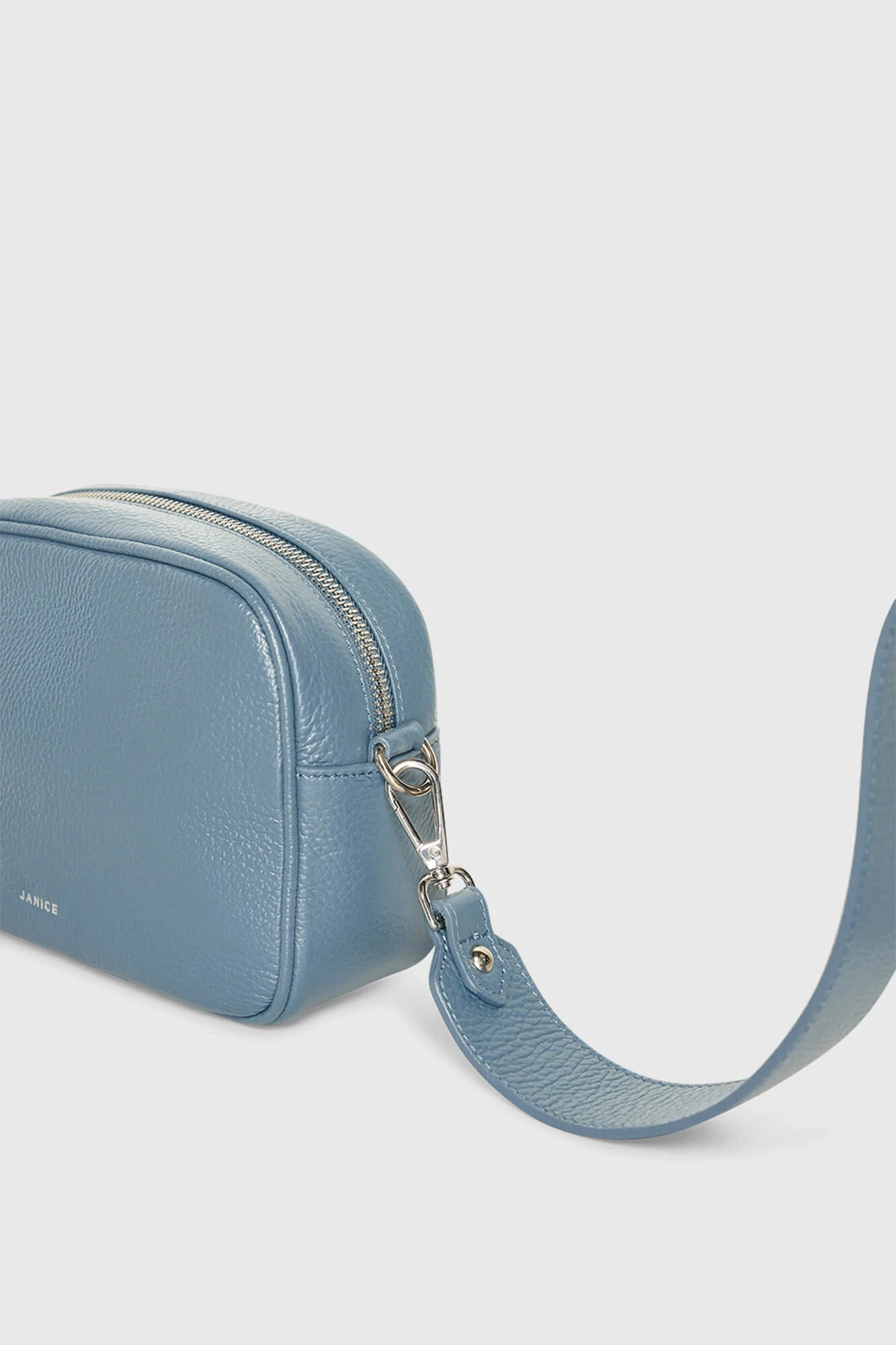 Bruce Tas Blauw